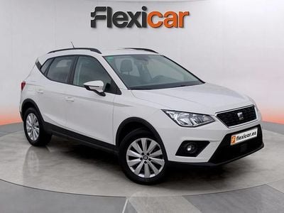 Usado Seat Arona Ecomotive 95 CV (69 kW) 2019 Blanco SUV