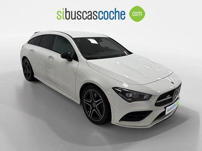 Usado Mercedes CLA200 Shooting Brake 150 CV (110 kW) 2023 Blanco Familiar