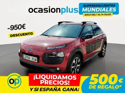 Usado Citroën C4 Shine 100 CV (73 kW) 2017 Rojo Berlina
