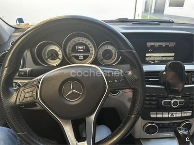 Usado Mercedes C220 Avantgarde 170 CV (125 kW) 2013 Rojo Berlina