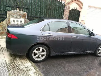 Usado Honda Accord Sport 140 CV (102 kW) 2005 Negro Berlina