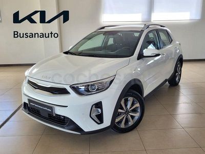 Usado Kia Stonic 100 CV (73 kW) 2025 Blanco SUV
