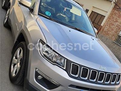Usado Jeep Compass Longitude 140 CV (102 kW) 2019 Gris / plata SUV