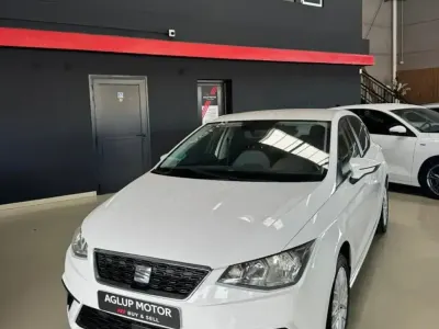 Usado Seat Ibiza Style 115 HP (84 kW) 2018 Branco Citadino