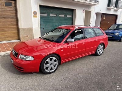 Usado Audi S4 265 CV (194 kW) 2001 Rojo Familiar