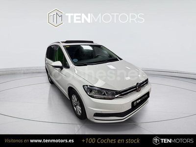 Usado VW Touran Advance 115 CV (84 kW) 2020 Blanco Monovolumen