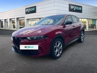 Usado Alfa Romeo Tonale Sprint 131 CV (96 kW) 2022 Rojo SUV