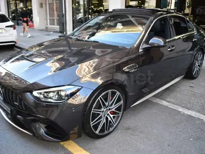 Usado Mercedes C63S AMG 680 CV (500 kW) 2024 Gris / plata Berlina