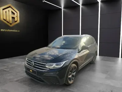 Usado VW Tiguan Life 150 CV (110 kW) 2023 Negro SUV