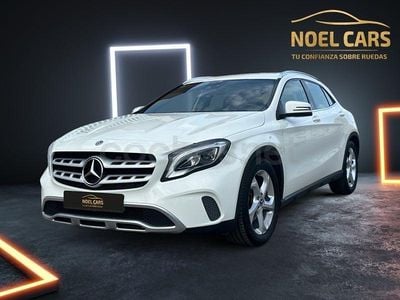 Begagnad Mercedes GLA200 136 HK (100 kW) 2017 Vit SUV