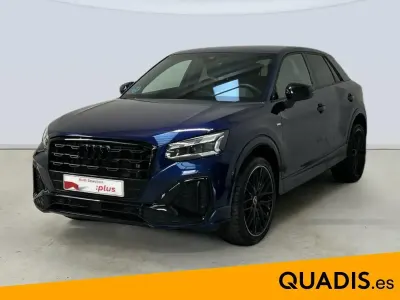 Usado Audi Q2 Black Edition 150 CV (110 kW) 2025 Azul SUV