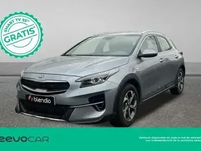 Usado Kia XCeed 120 CV (88 kW) 2020 Gris SUV