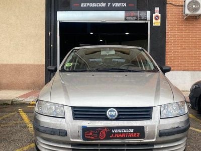 Usado Fiat Stilo Active 103 CV (75 kW) 2003 Gris / plata Berlina