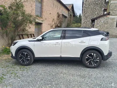 Käytetty Peugeot 2008 Allure 130 HP (95 kW) 2020 Valkoinen Katumaasturi