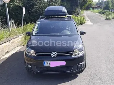 Usado VW Touran Edition 105 CV (77 kW) 2012 Negro Monovolumen