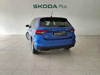 Nuevo Skoda Fabia Selection 95 CV (69 kW) 2025 Azul Utilitario