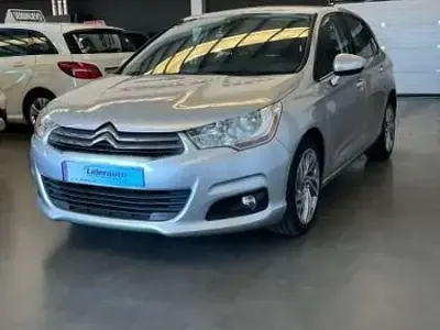 Usado Citroën C4 111 CV (81 kW) 2012 Gris Utilitario