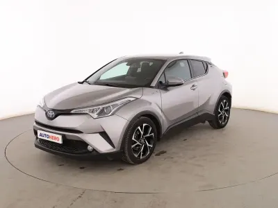 Usado Toyota C-HR Advance 122 CV (89 kW) 2019 Gris SUV