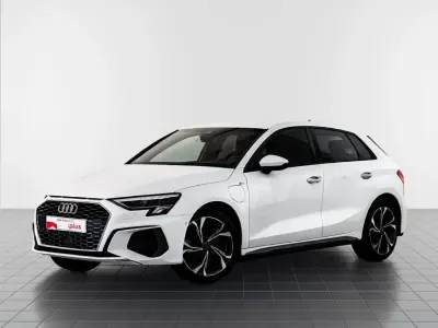 Usado Audi A3 Sportback S-Line 204 CV (150 kW) 2023 Blanco Utilitario