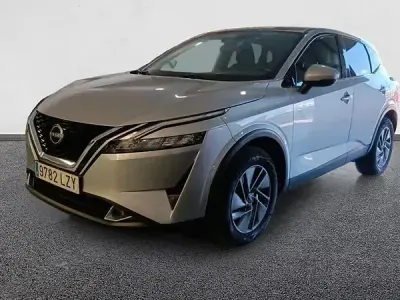 Usado Nissan Qashqai Acenta 158 CV (116 kW) 2022 Diamond silver (metalizado) SUV