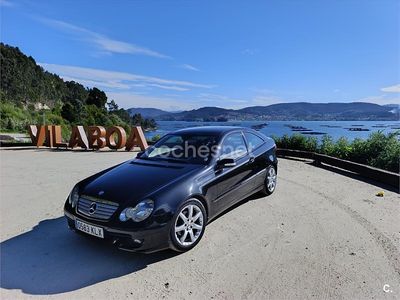Usado Mercedes C220 150 CV (110 kW) 2007 Negro Berlina