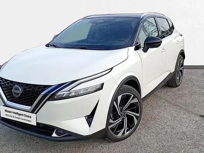 Usado Nissan Qashqai Tekna+ 158 CV (116 kW) 2023 Lunar white con techo midnight SUV