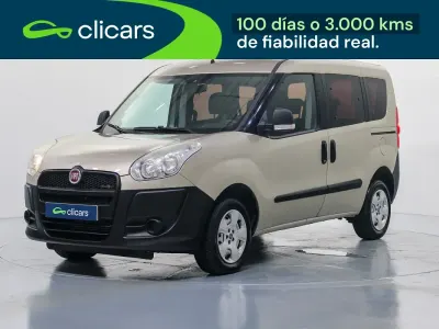 Usado Fiat Doblò Active 90 CV (66 kW) 2015 Amarillo Monovolumen