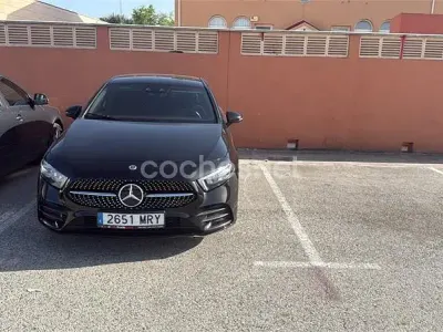 Usado Mercedes A200 150 CV (110 kW) 2021 Negro Berlina