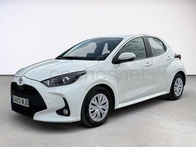 Usado Toyota Yaris 125 CV (91 kW) 2022 Blanco Utilitario