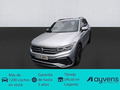 Usado VW Tiguan R-line 150 CV (110 kW) 2022 Gris / plata SUV