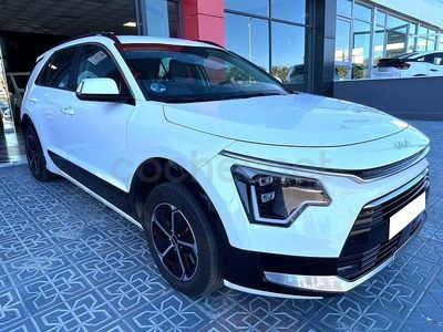 Usado Kia Niro 141 CV (103 kW) 2024 Blanco SUV