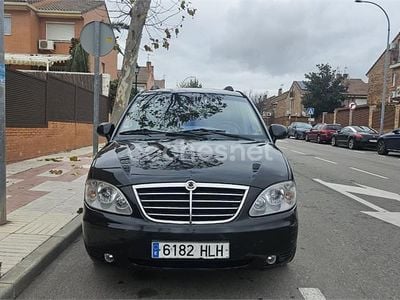 Negro Usado 2012 Ssangyong (KGM) Rodius Limited Monovolumen | 5500 € (Super precio)