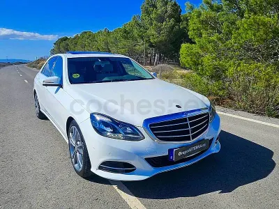 Usado Mercedes E300 Avantgarde 231 CV (169 kW) 2013 Blanco Berlina