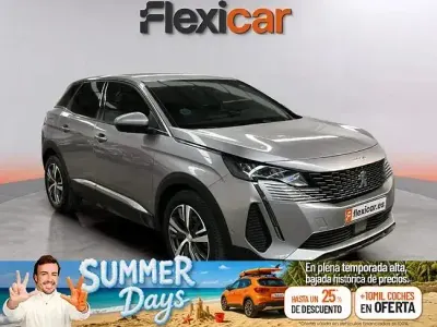 Usado Peugeot 3008 Allure 130 CV (95 kW) 2021 Gris / plata SUV