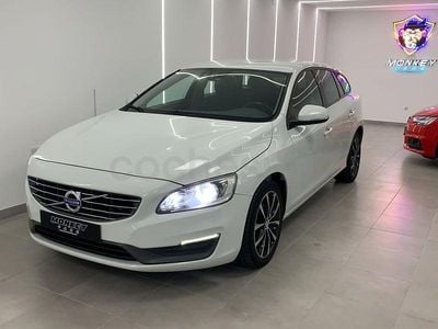 Blanco Usado 2015 Volvo V60 Kinetic Familiar | 12.999 € (Precio justo)