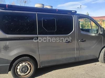 Gris / plata Usado 2017 Opel Vivaro Monovolumen | 12.000 € (Precio justo)