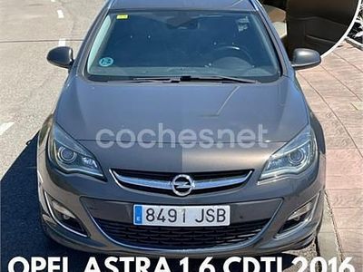 Używany Opel Astra Excellence 136 KM (100 kW) 2016 Szary Kombi