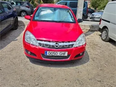 Usado Opel Astra Enjoy 115 CV (84 kW) 2008 Rojo Berlina