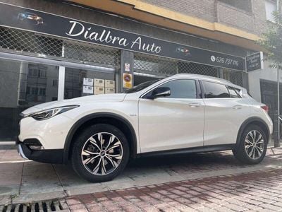 Infiniti QX30