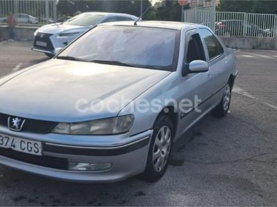 Usado Peugeot 406 90 CV (66 kW) 2003 Gris / plata Berlina