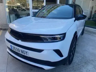 Usado Opel Mokka 136 CV (100 kW) 2025 Blanco SUV