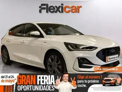 Usado Ford Focus Active 155 CV (114 kW) 2022 Blanco Berlina