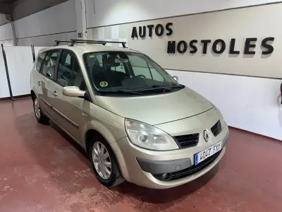 Usado Renault Grand Scénic II Privilege 130 HP (95 kW) 2007 Bege Monovolume