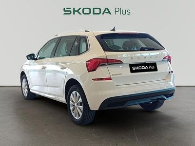 Usado Skoda Kamiq Ambition 110 CV (80 kW) 2021 Blanco SUV