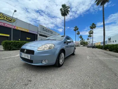 Käytetty Fiat Punto Classica 70 HP (51 kW) 2008 Sininen Viistoperä