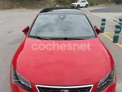 Usado Seat Leon FR 150 CV (110 kW) 2017 Rojo Berlina