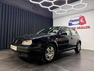 Negro Usado 2002 VW Golf Conceptline Berlina | 3980 € (Un poco caro)