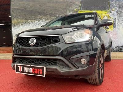 Usado Ssangyong (KGM) Korando Limited 175 CV (128 kW) 2015 Negro SUV