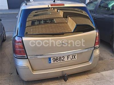 Usado Opel Zafira Cosmo 120 CV (88 kW) 2006 Gris / plata Monovolumen