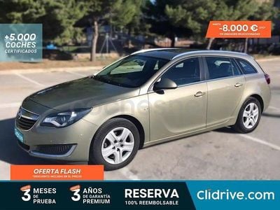 Usado Opel Insignia Selective 136 CV (100 kW) 2016 Verde Familiar